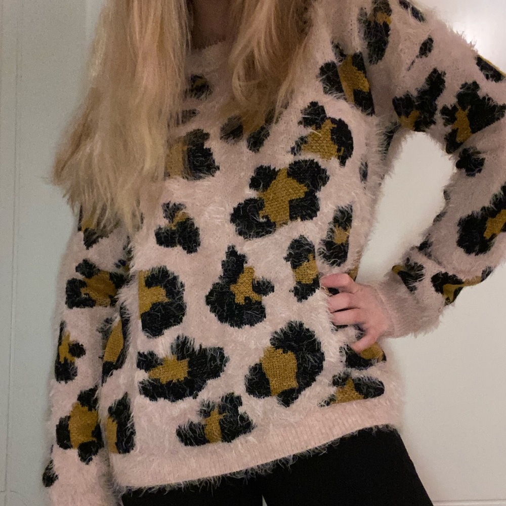 Forever 21 cheetah print shirt